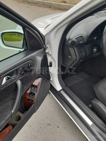 Mercedes C 240 2001, 250,000 km - 2.6 l - Mingəçevir