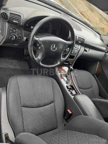 Mercedes C 240 2001, 250,000 km - 2.6 l - Mingəçevir