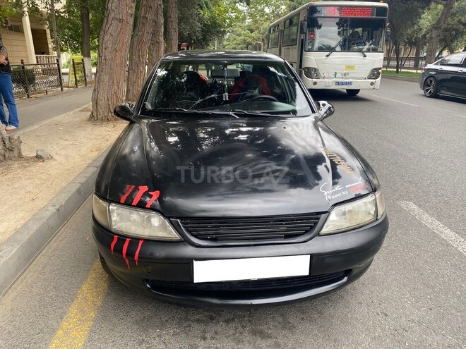 Opel Vectra 1995, 210,000 km - 2.0 l - Bakı