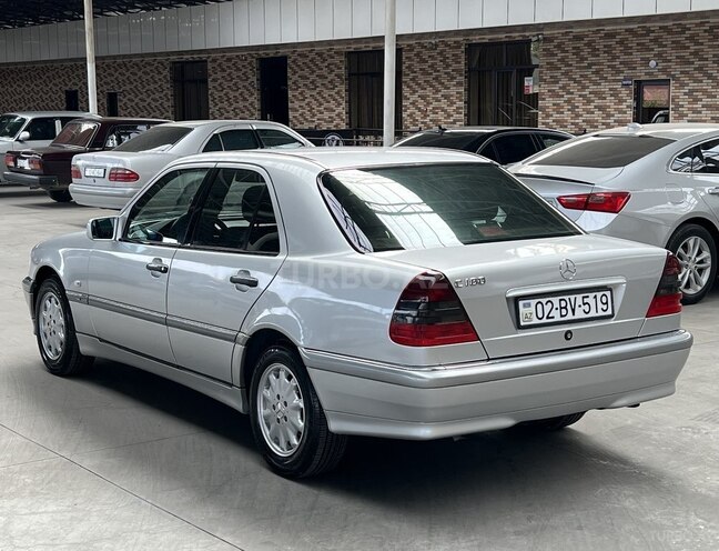 Mercedes C 180 2000, 256,555 km - 1.8 l - Gəncə