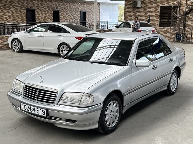 Mercedes C 180 2000, 256,555 km - 1.8 l - Gəncə