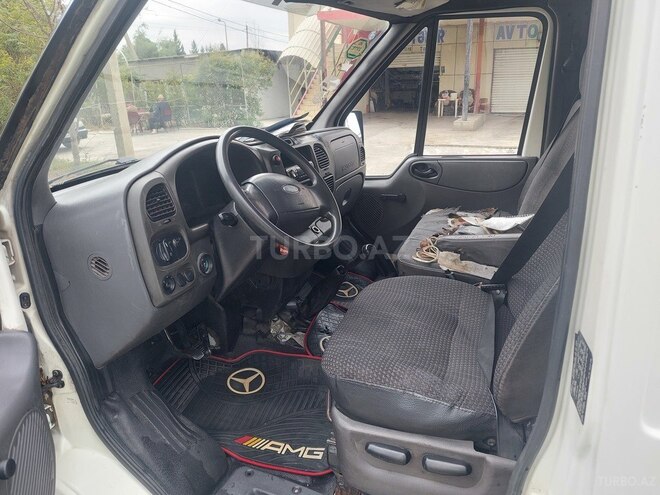 Ford Transit 2002, 354,000 km - 2.4 l - Mingəçevir
