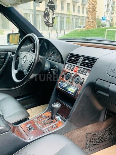 Mercedes C 230 2000, 288,060 km - 2.3 l - Bakı