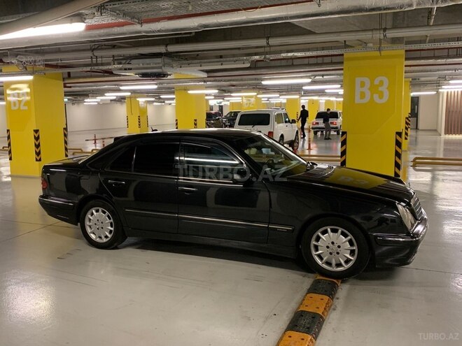 Mercedes E 270 2000, 256,000 km - 2.7 l - Gəncə