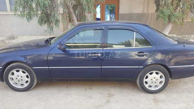 Mercedes C 220 1995, 301,012 km - 2.2 l - Şirvan