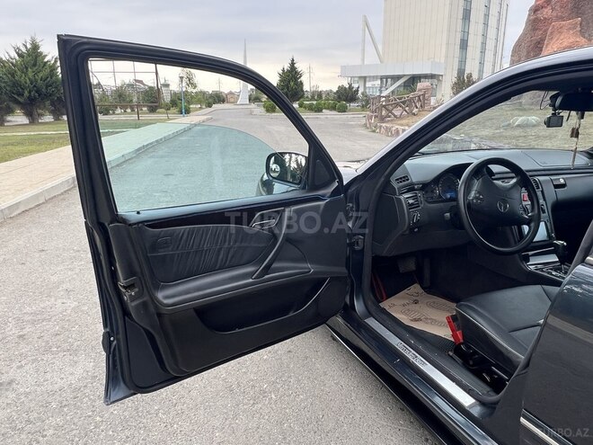 Mercedes E 320 2000, 312,000 km - 3.2 л - Bakı