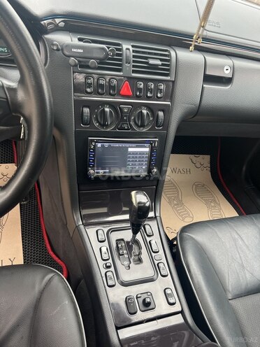 Mercedes E 320 2000, 312,000 km - 3.2 л - Bakı