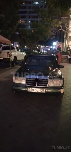 Mercedes E 230 1990, 200,009 km - 2.3 l - Bakı