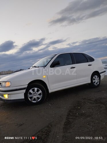 Volkswagen Polo 1995, 300,003 km - 1.6 l - Sumqayıt