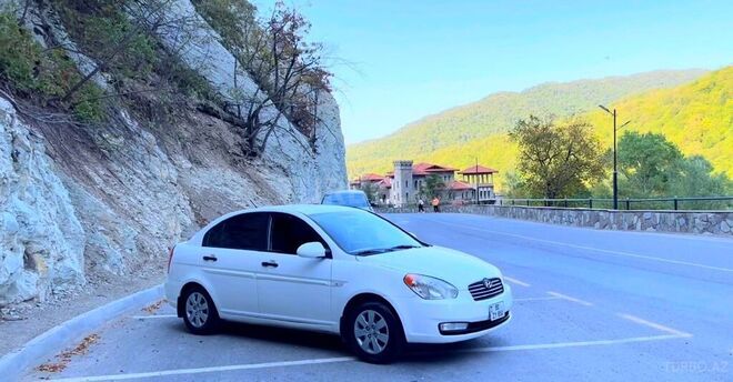 Hyundai Accent 2008, 248,000 km - 1.4 l - Bakı