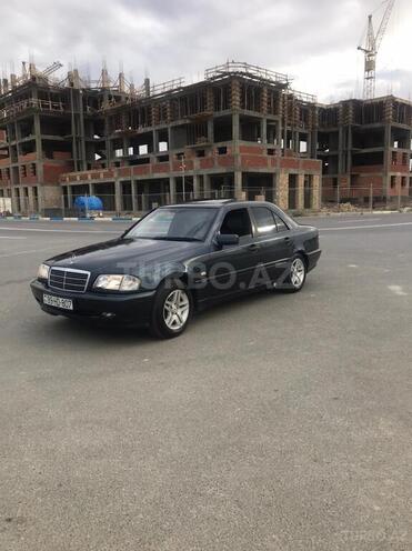 Mercedes C 220 1999, 622,626 km - 2.2 л - Sumqayıt