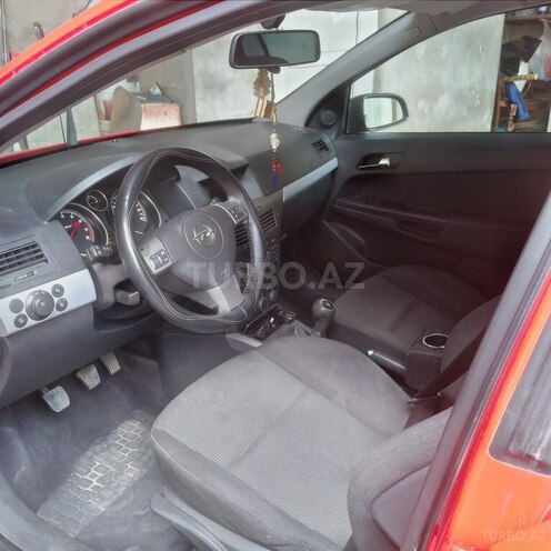 Opel Astra 2006, 300,000 km - 1.4 l - Bakı