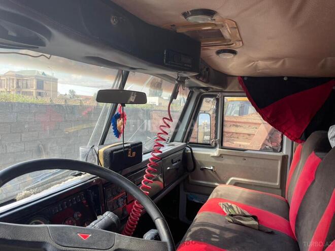 KamAz 55111 1996, 372,781 km - 11.0 l - Sumqayıt