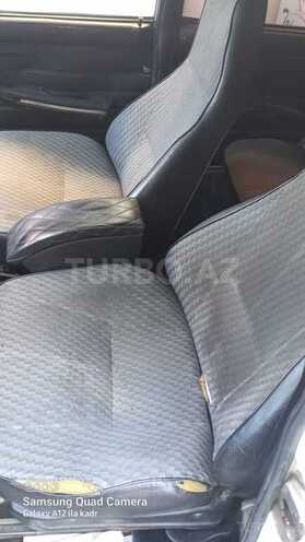 LADA (VAZ) 2106 1990, 21,100 km - 1.6 l - Qazax