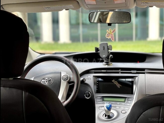 Toyota Prius 2011, 271,409 km - 1.8 l - Bakı