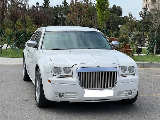 Chrysler 300C 2005, 195,000 km - 2.7 l - Bakı