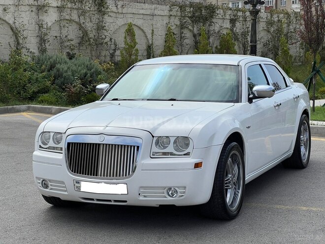 Chrysler 300C 2005, 195,000 km - 2.7 l - Bakı