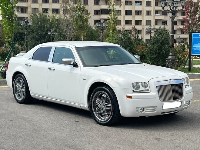 Chrysler 300C 2005, 195,000 km - 2.7 l - Bakı