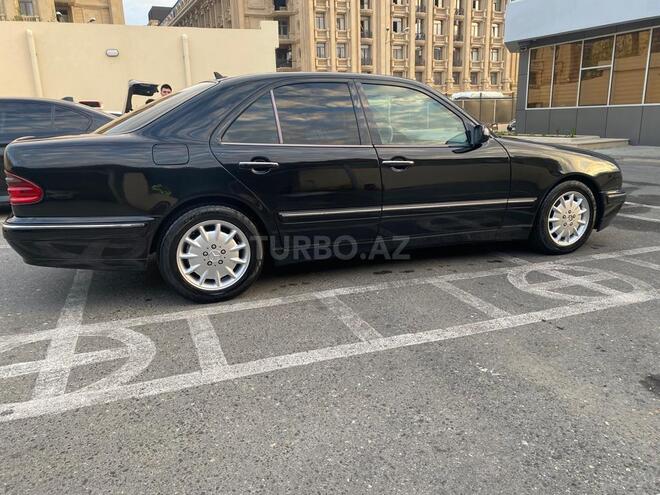 Mercedes E 220 2000, 360,000 km - 2.2 l - Bakı