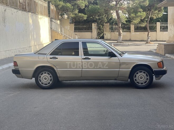 Mercedes 190 1992, 325,814 km - 2.0 l - Bakı