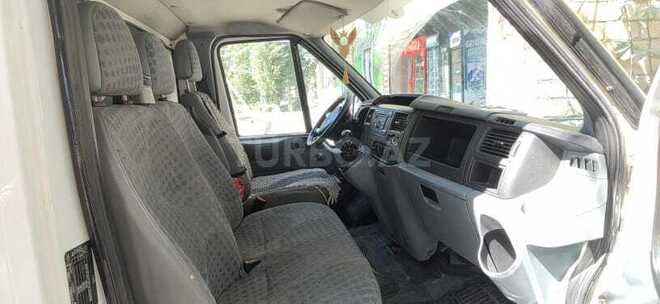 Ford Transit 2010, 322,000 km - 3.2 л - Quba