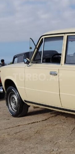 LADA (VAZ) 21011 1984, 57,000 km - 1.6 l - Tovuz