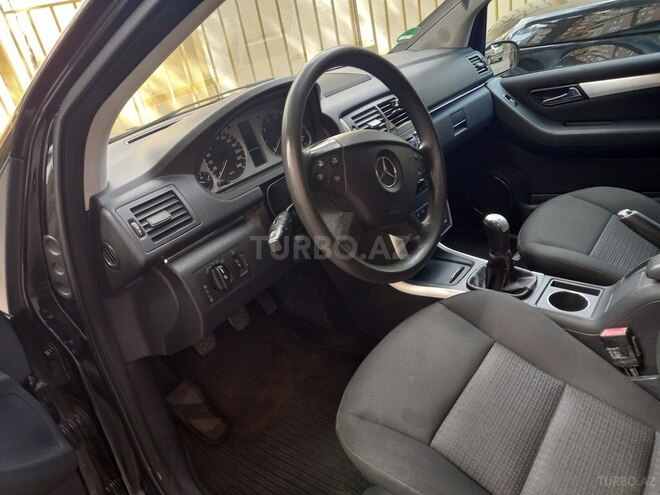 Mercedes B 170 2006, 213,673 km - 1.7 l - Bakı