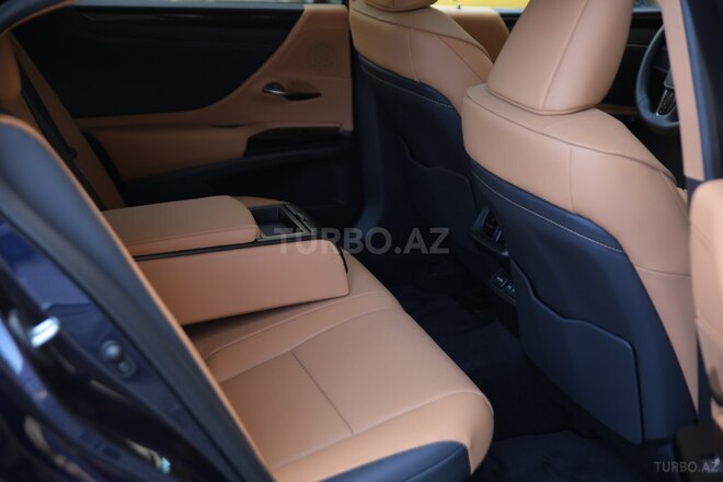 Lexus ES 300h 2022, 0 km - 2.5 l - Bakı