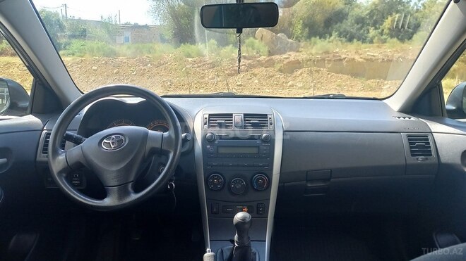Toyota Corolla 2008, 172,000 km - 1.4 l - Bakı