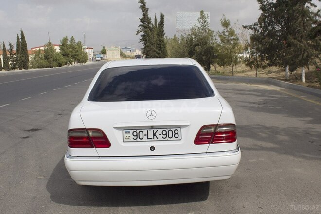 Mercedes E 240 1998, 380,500 km - 2.4 л - Hacıqabul