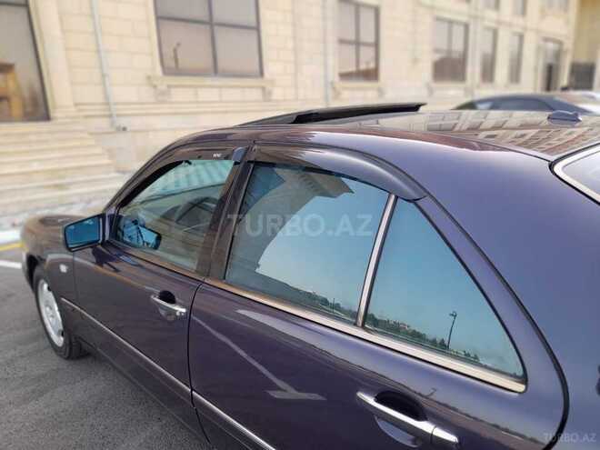 Mercedes E 240 1999, 280,000 km - 2.4 l - Sumqayıt