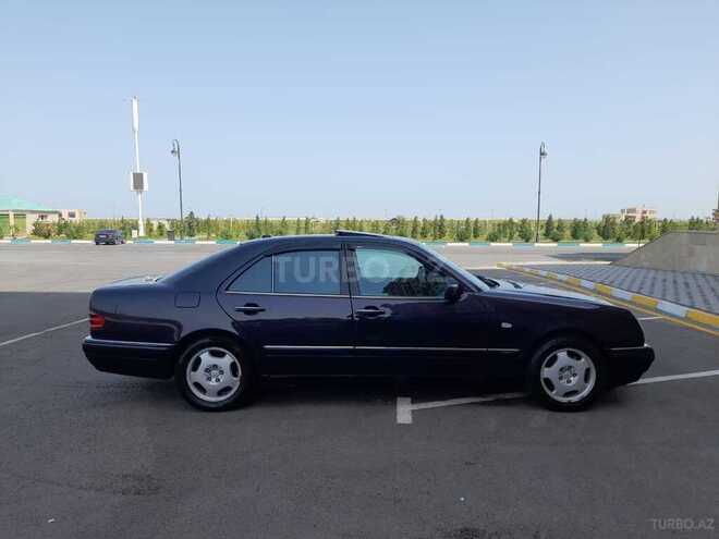 Mercedes E 240 1999, 280,000 km - 2.4 l - Sumqayıt