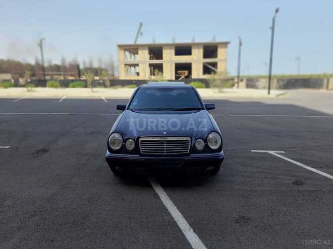 Mercedes E 240 1999, 280,000 km - 2.4 l - Sumqayıt