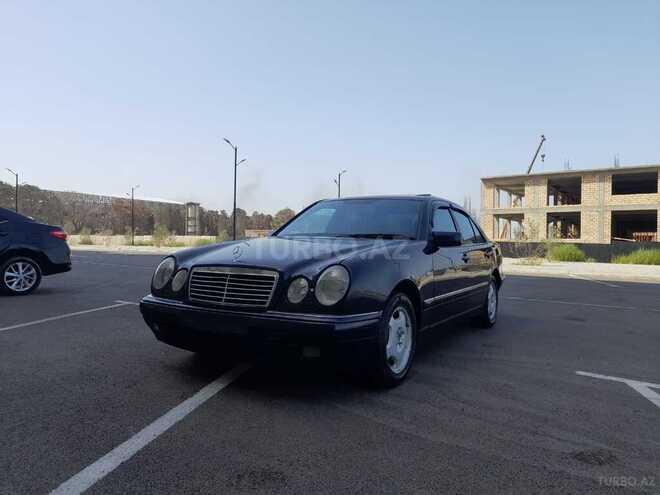 Mercedes E 240 1999, 280,000 km - 2.4 l - Sumqayıt