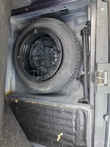 Mercedes E 240 1999, 280,000 km - 2.4 l - Sumqayıt