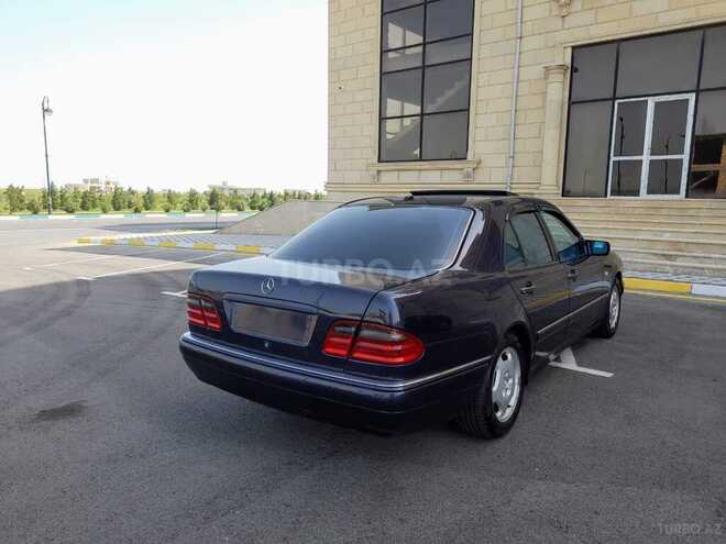 Mercedes E 240 1999, 280,000 km - 2.4 l - Sumqayıt