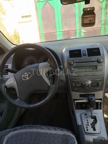 Toyota Corolla 2008, 250,000 km - 1.6 л - Bakı