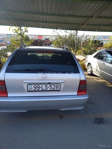 Mercedes C 200 2000, 300,000 km - 2.0 л - Bakı