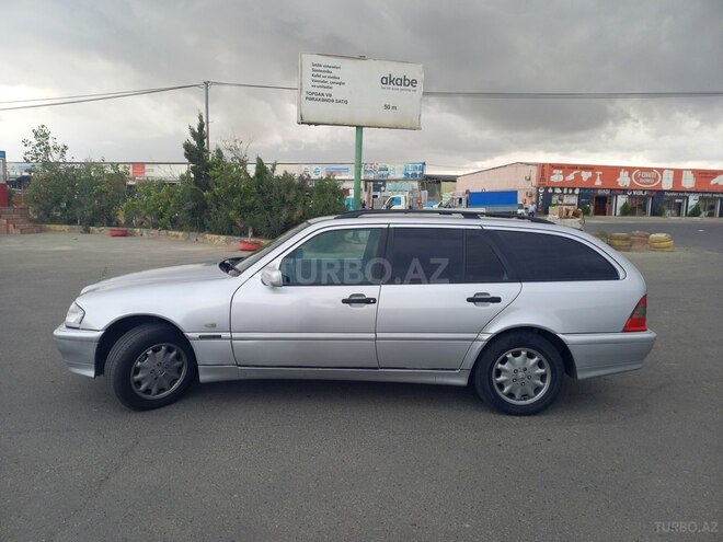 Mercedes C 200 2000, 300,000 km - 2.0 л - Bakı
