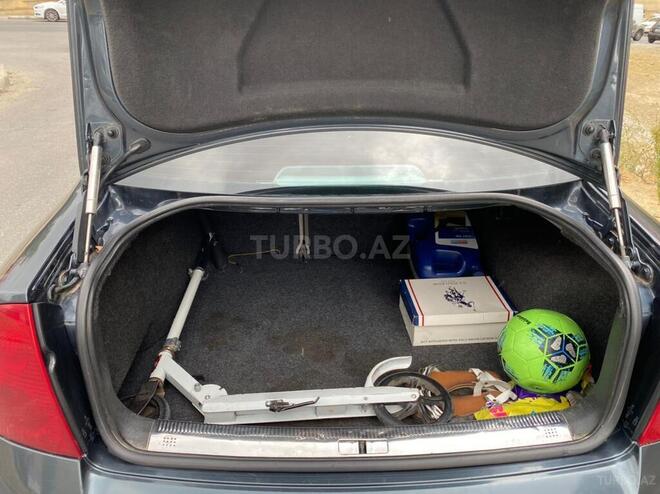 Volkswagen Passat 2002, 190,000 km - 1.8 л - Bakı