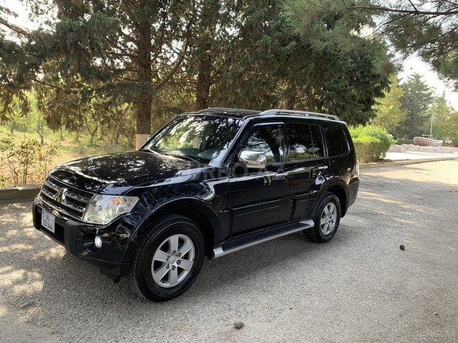 Mitsubishi Pajero 2008, 141,000 km - 3.0 л - Quba