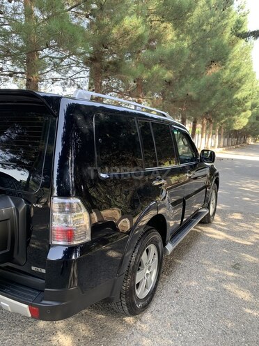 Mitsubishi Pajero 2008, 141,000 km - 3.0 л - Quba