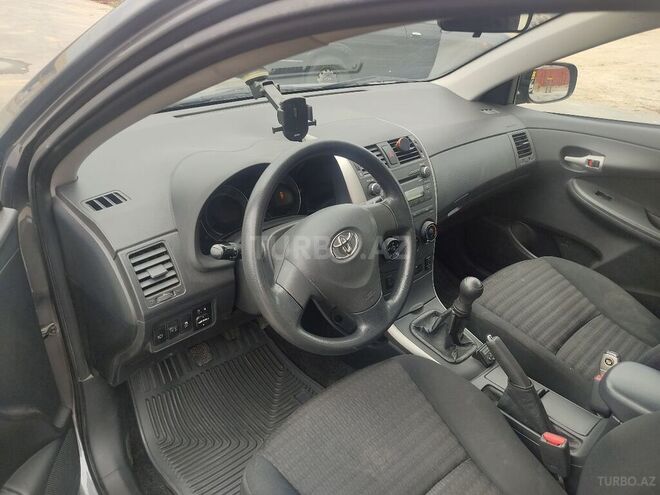 Toyota Corolla 2007, 317,000 km - 1.4 л - Bakı