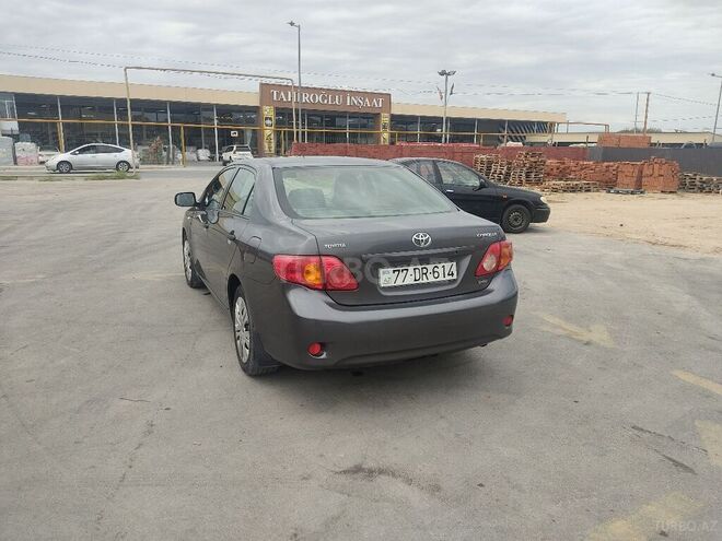 Toyota Corolla 2007, 317,000 km - 1.4 л - Bakı