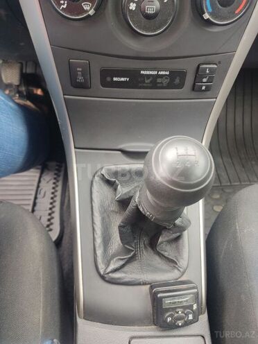 Toyota Corolla 2007, 317,000 km - 1.4 л - Bakı
