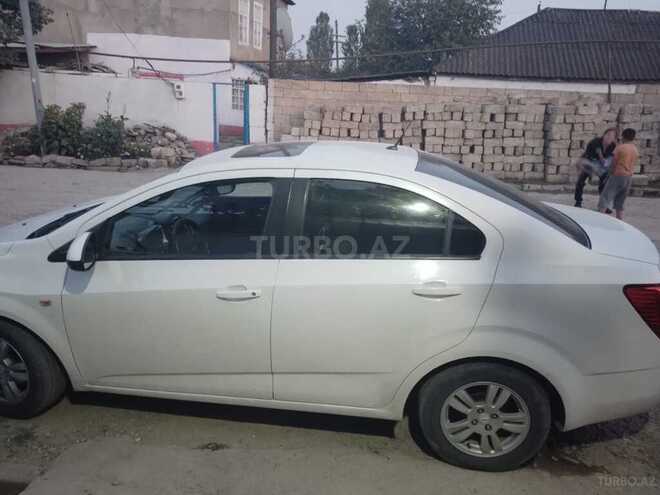 Chevrolet Aveo 2012, 175,000 km - 1.4 l - Xudat