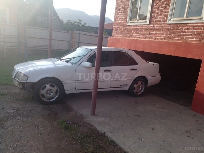 Mercedes C 250 1994, 568,789 km - 2.5 л - Astara