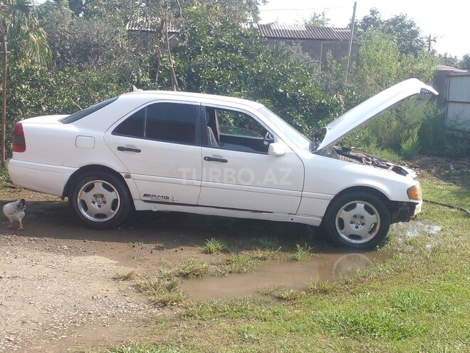 Mercedes C 250 1994, 568,789 km - 2.5 л - Astara