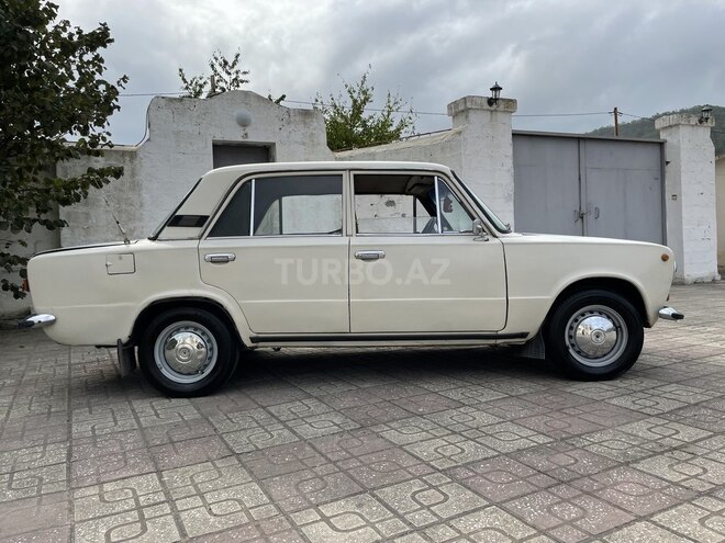 LADA (VAZ) 21011 1978, 258,085 km - 1.3 л - Quba
