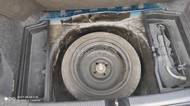 Toyota Corolla 2004, 269,000 km - 1.4 л - Bərdə